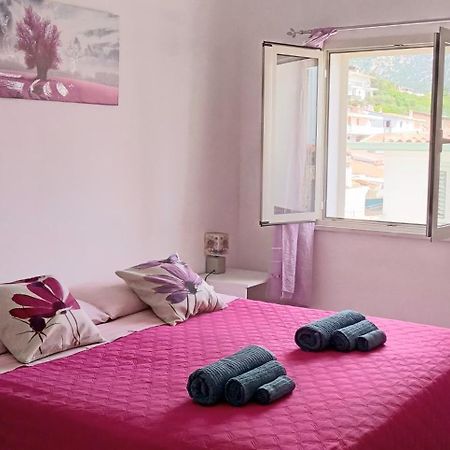 Casa Rosa Apartment Cala Gonone Ngoại thất bức ảnh