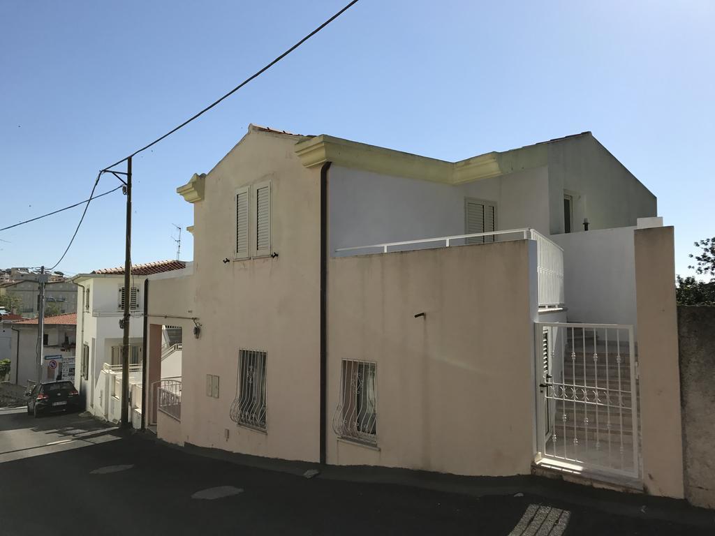Casa Rosa Apartment Cala Gonone Ngoại thất bức ảnh